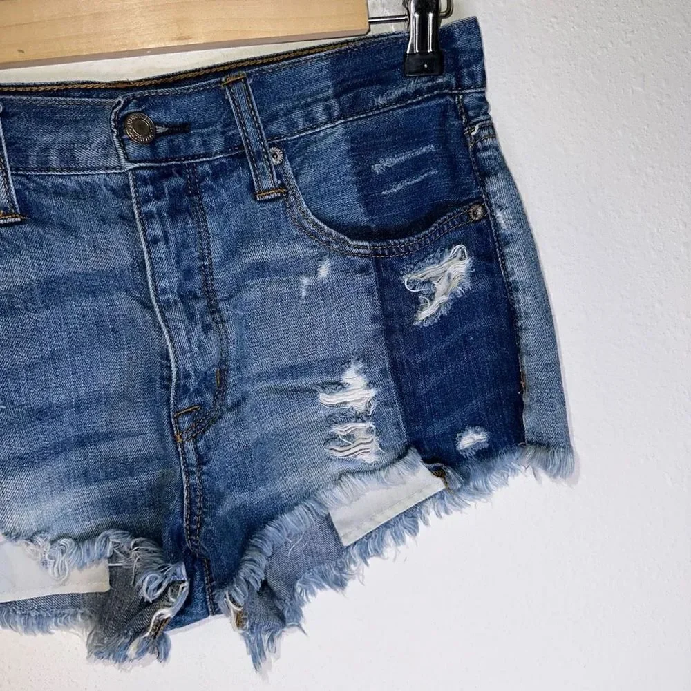 American Eagle Size 6 Vintage HiRise Festival Frayed Hem Distressed Denim Shorts